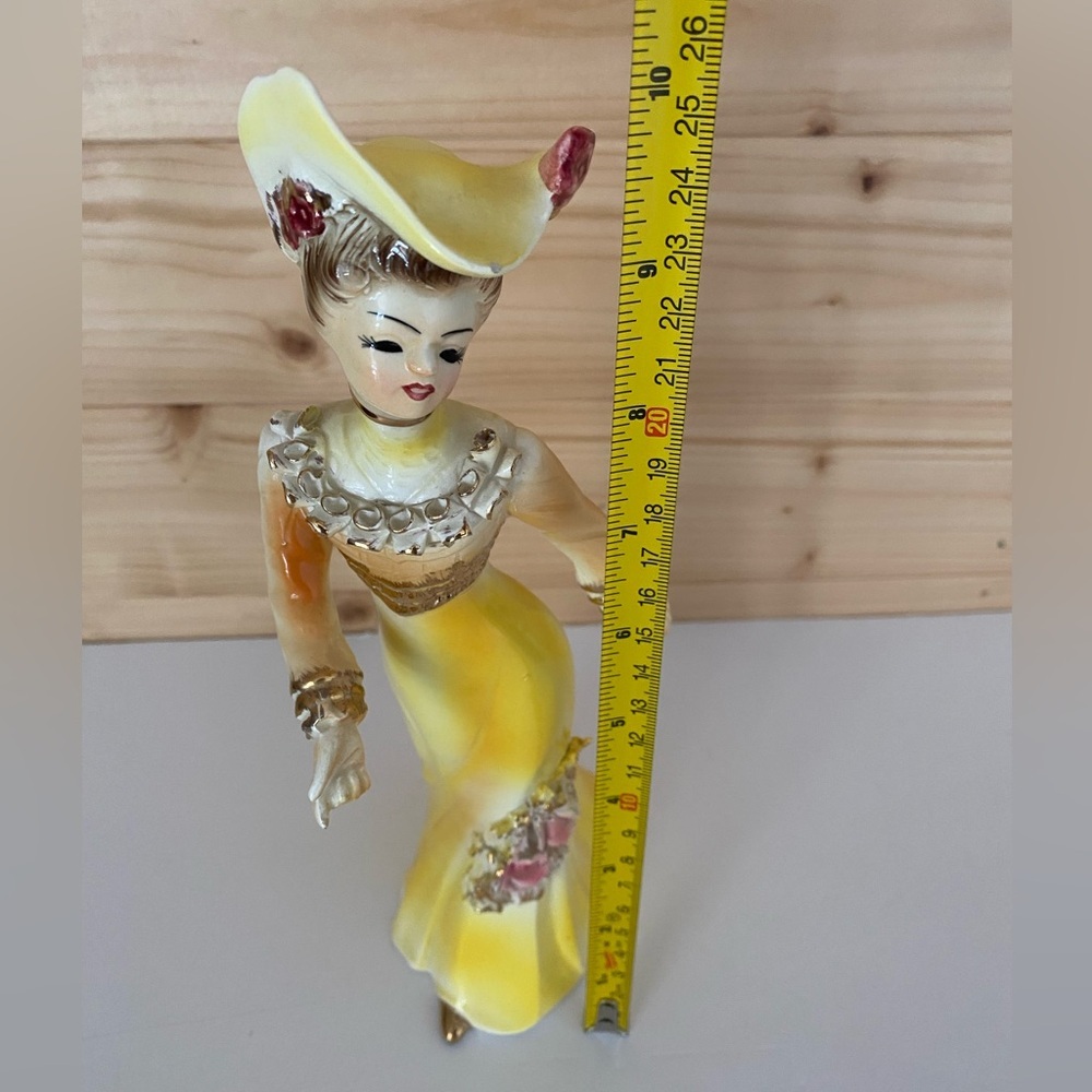 VINTAGE 10” Tall Victorian Lady Figurine Yellow Dress Golden Ruffled Accents - Picture 9 of 13